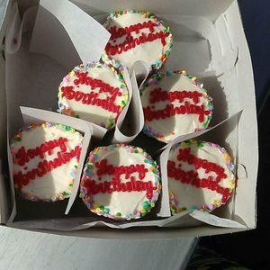 Meet your Posher, Lilly